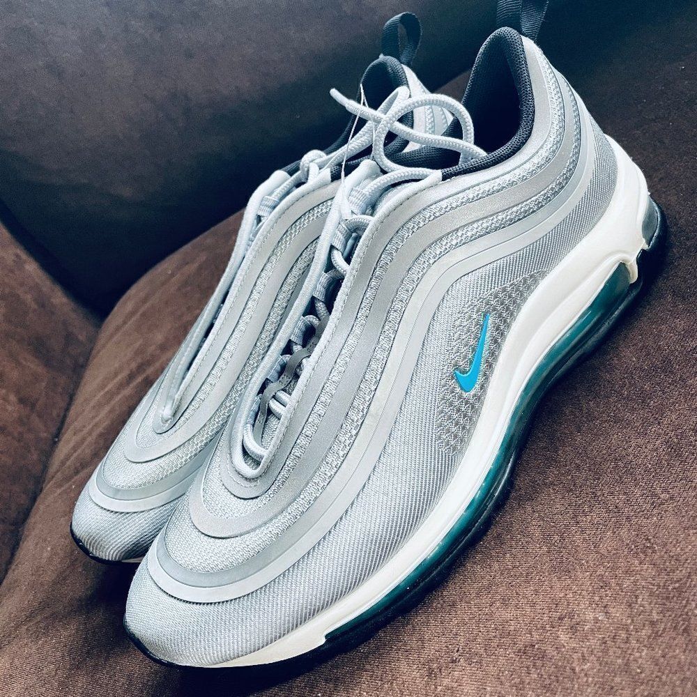 Mint Condition NIKE AIR MAX 97 Silver Bullet 9 US - Picture 3 of 16